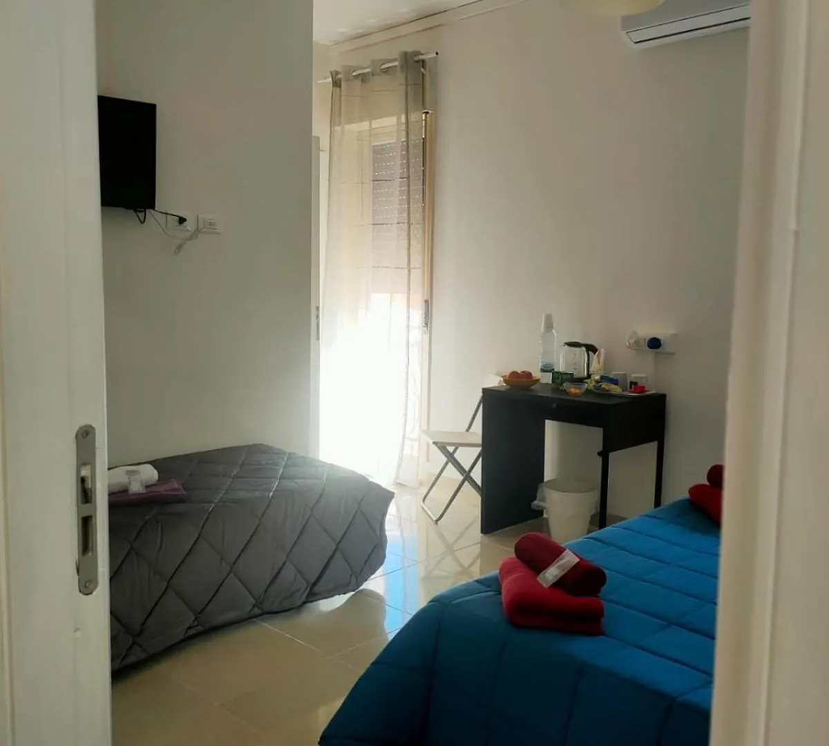 Bed and Breakfast Bed And Fly Aeroporto Catania Reception H24 Itálie