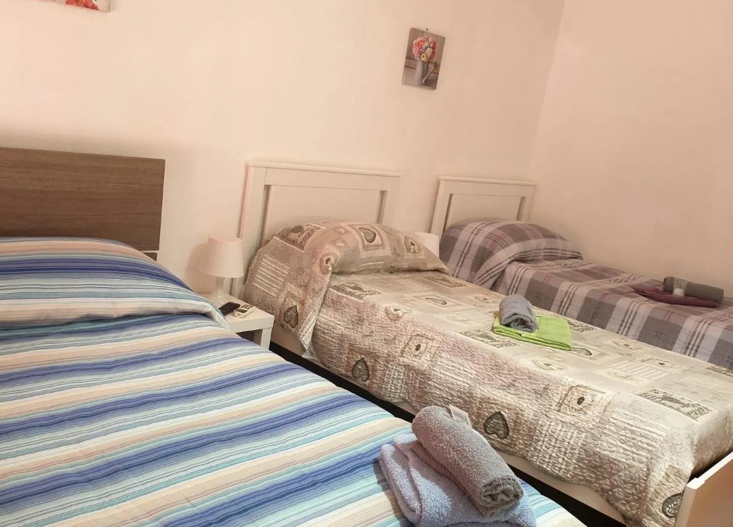 Nocleg ze śniadaniem Bed and Breakfast Bed And Fly Aeroporto Catania Reception H24 Włochy