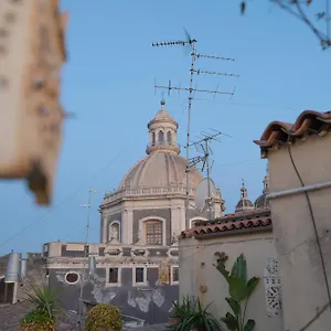 ostello-degli-elefanti.catania-hotels.net/