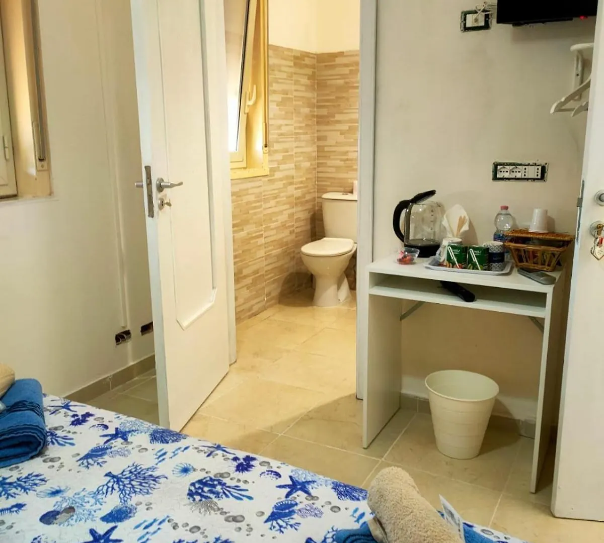 Bed and Breakfast Bed And Fly Aeroporto Catania Reception H24