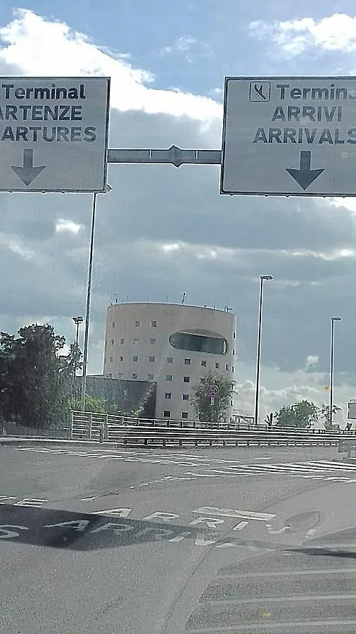 Bed and Breakfast Bed And Fly Aeroporto Catania Reception H24 Отель типа 